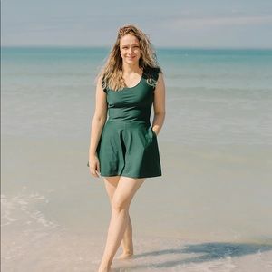 NWT HoneyMark Pepper Swim Dress size L